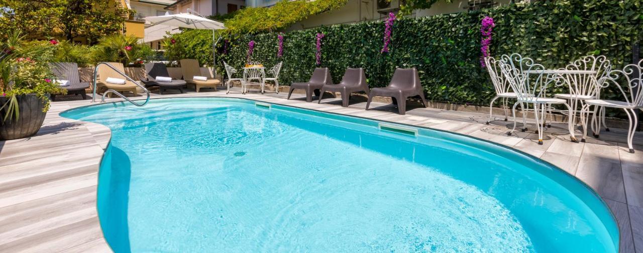 Hotel Condor-New 2024-Con Piscina Ριτσιόνε Εξωτερικό φωτογραφία