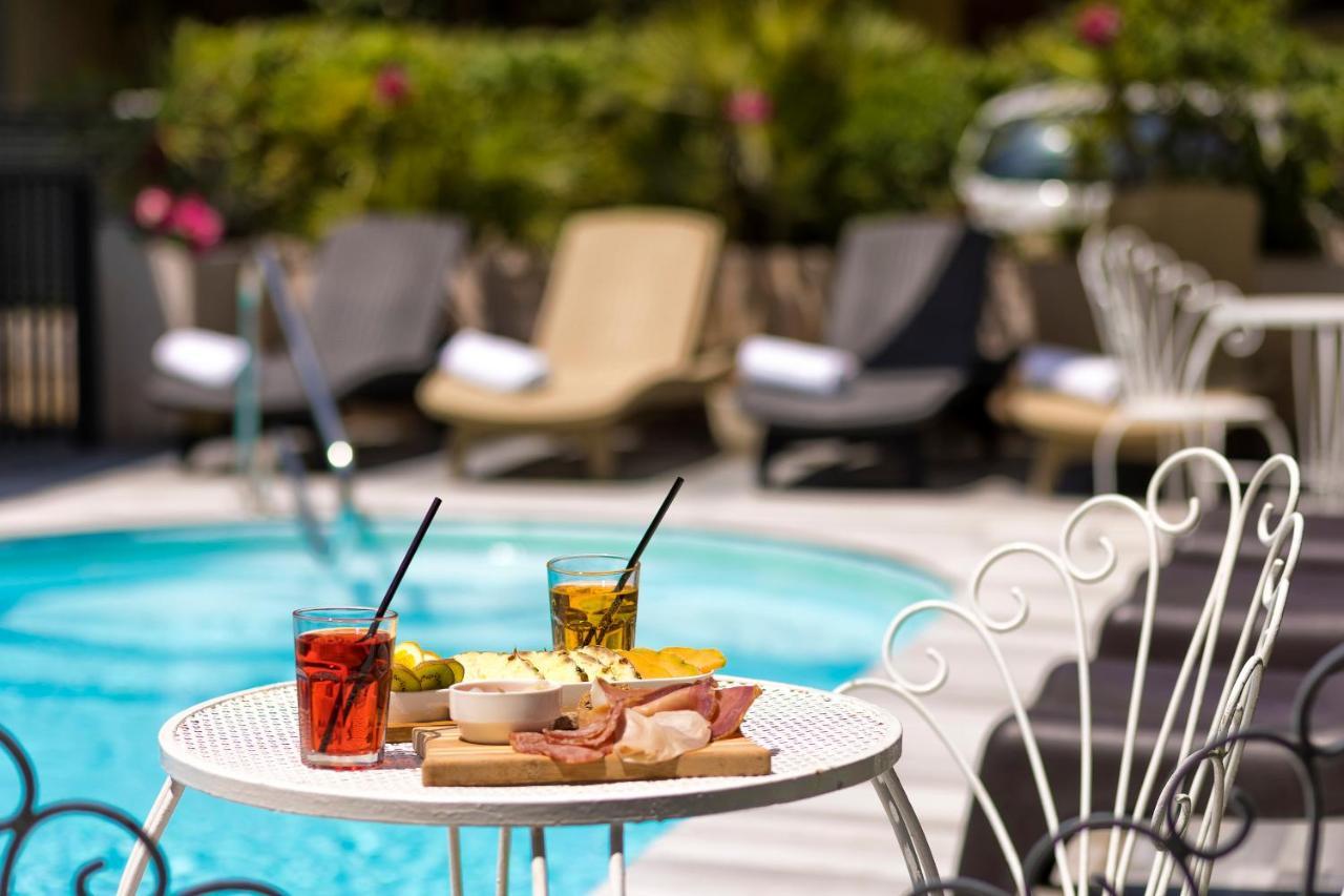Hotel Condor-New 2024-Con Piscina Ριτσιόνε Εξωτερικό φωτογραφία